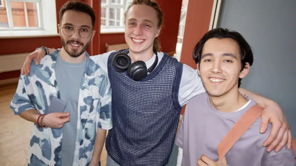 Different Treatment Options for Teen Porn Addiction 1 Group teen porn addiction support