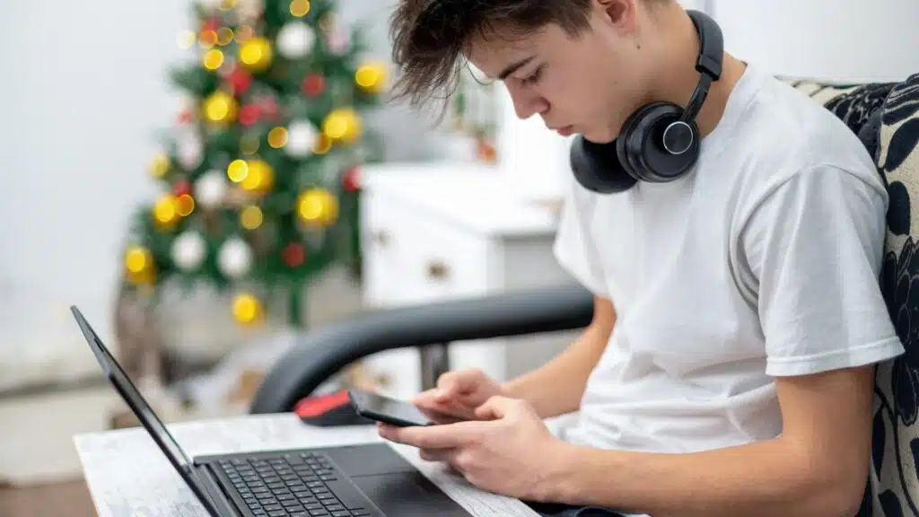 How Can Parents Prevent Social Media Addiction 1 Social media addiction prevention