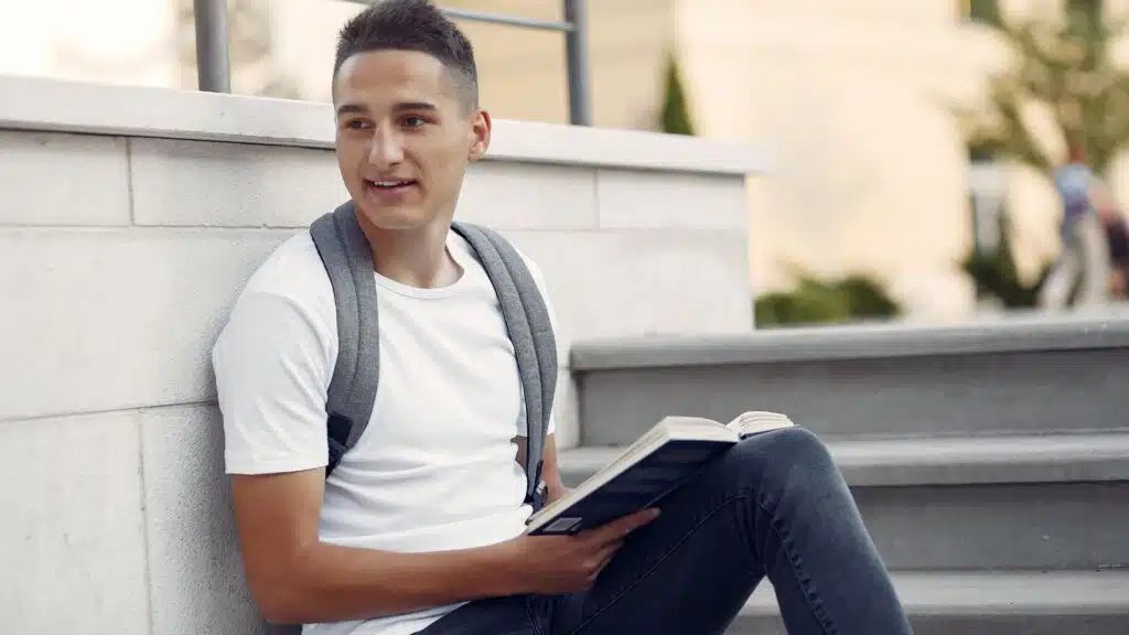 How to Choose a Therapeutic Boarding School 1 teenage boy Therapeutic School