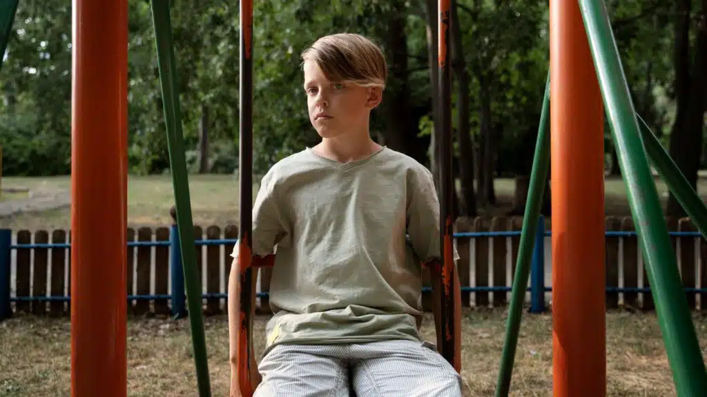 Signs of a Toxic Teenager 1 Controlling Behavior in Relationships