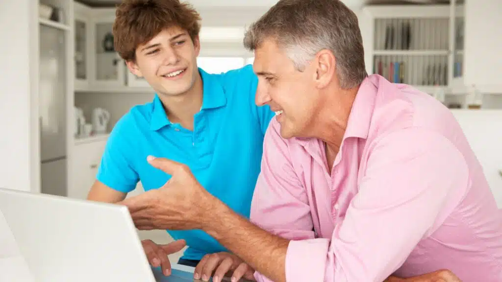 How to Help Your Teen Overcome Internet Addiction 1 family therapy for internet addiction
