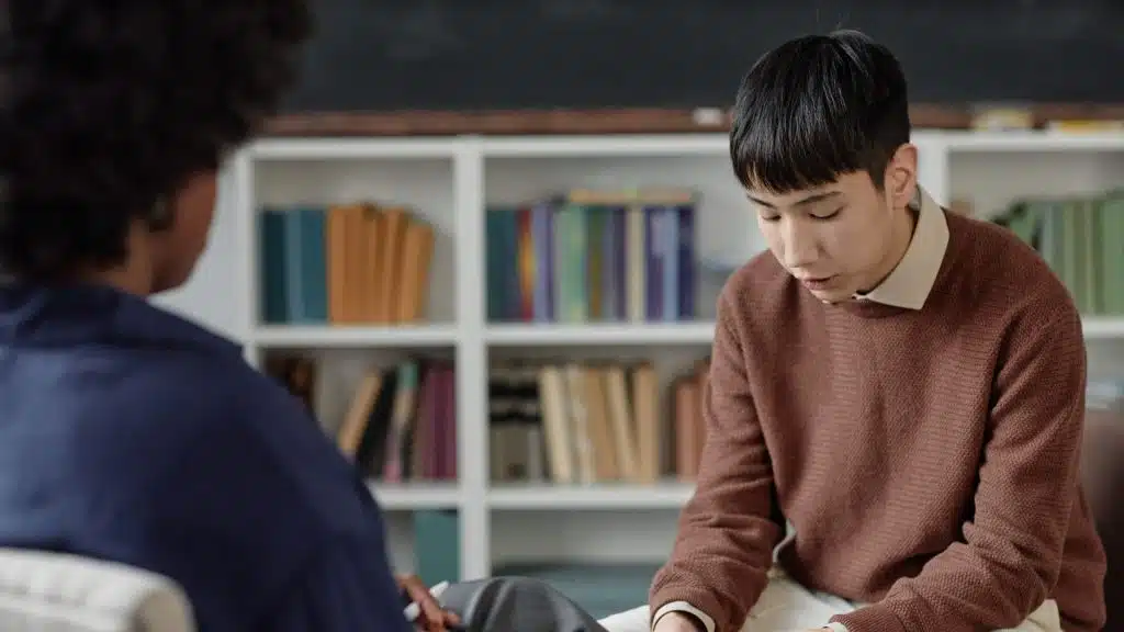 Synthetic Marijuana vs. Natural Marijuana - What The Parents Should Know 1 synthetic marijuana risks for teens