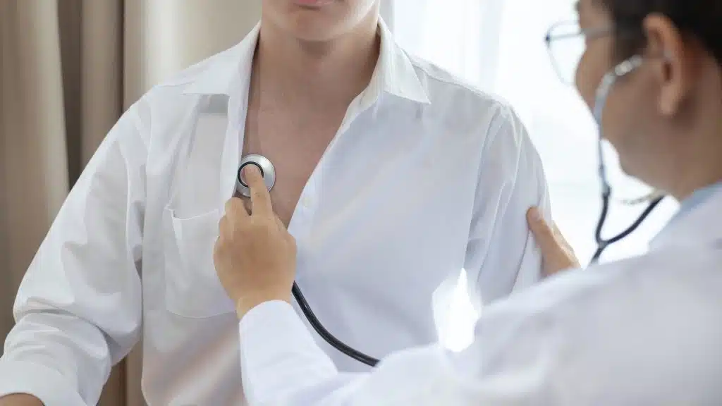 Fentanyl Side Effects on the Brain, Heart, and Lungs: What Parents Should Know 2 fentanyl side effects on the lungs can cause an increased risk of infections