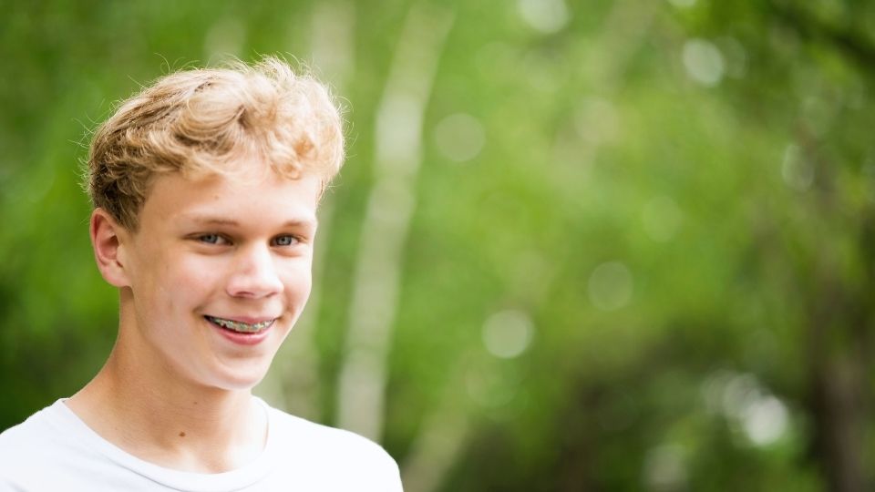 Hillbilly Heroin hero image of a teen boy staring at the viewer.